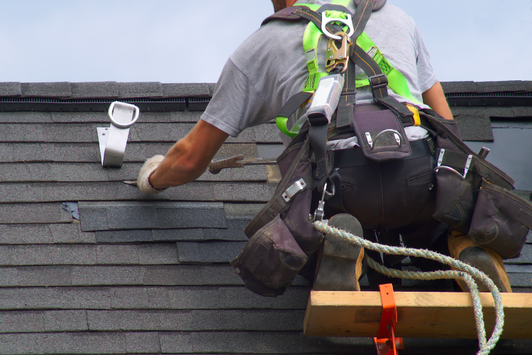 Essential roof maintenance tasks for Chanhassen homes
